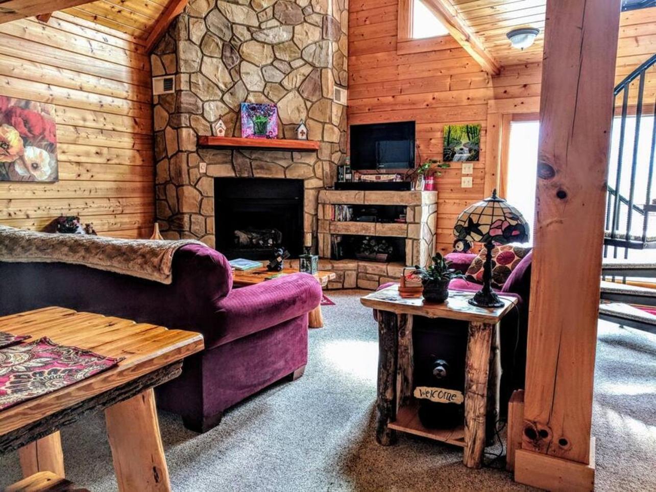 Romantic, Honeymoon Cabin In The Smokies! 개틀린버그 외부 사진