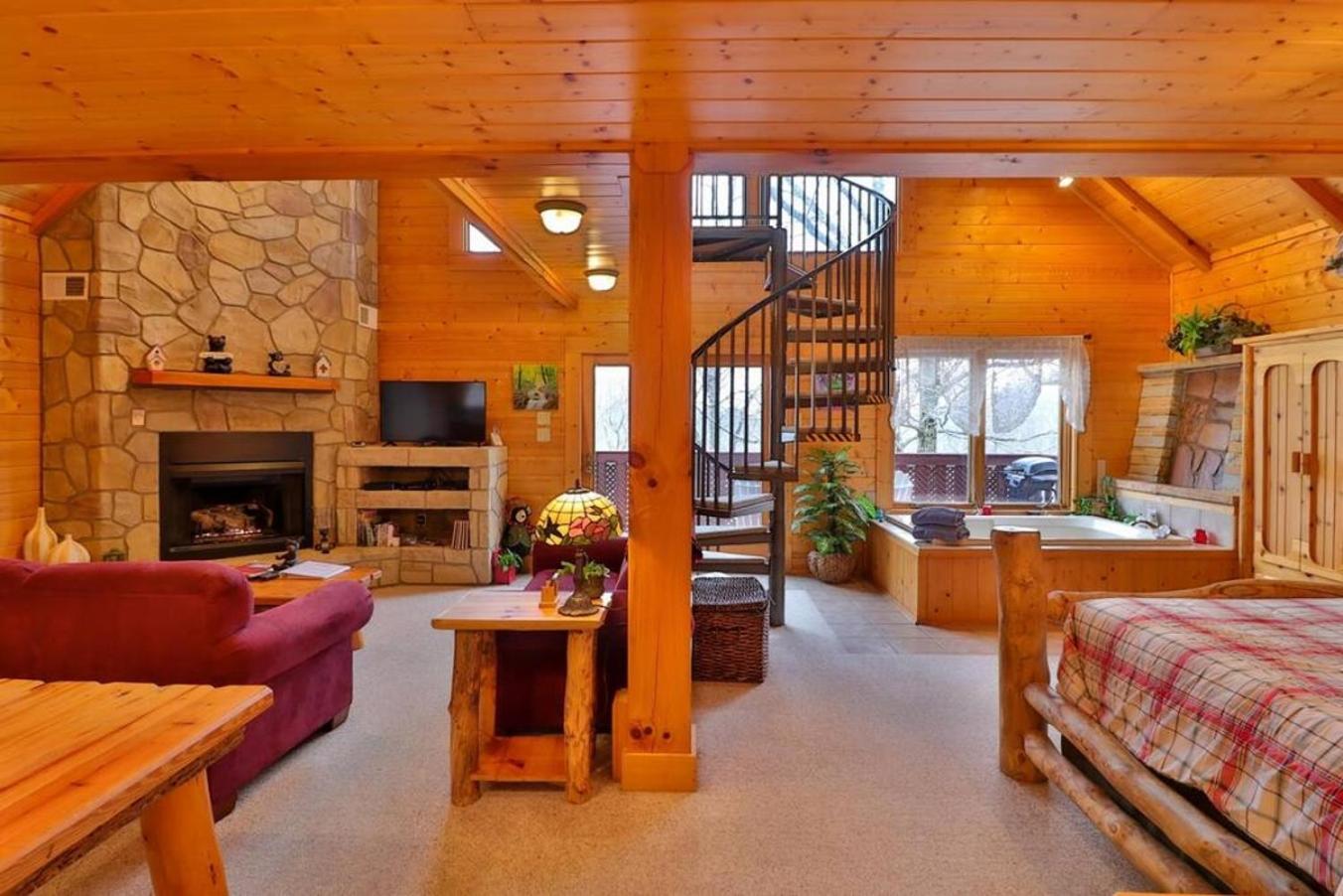 Romantic, Honeymoon Cabin In The Smokies! 개틀린버그 외부 사진