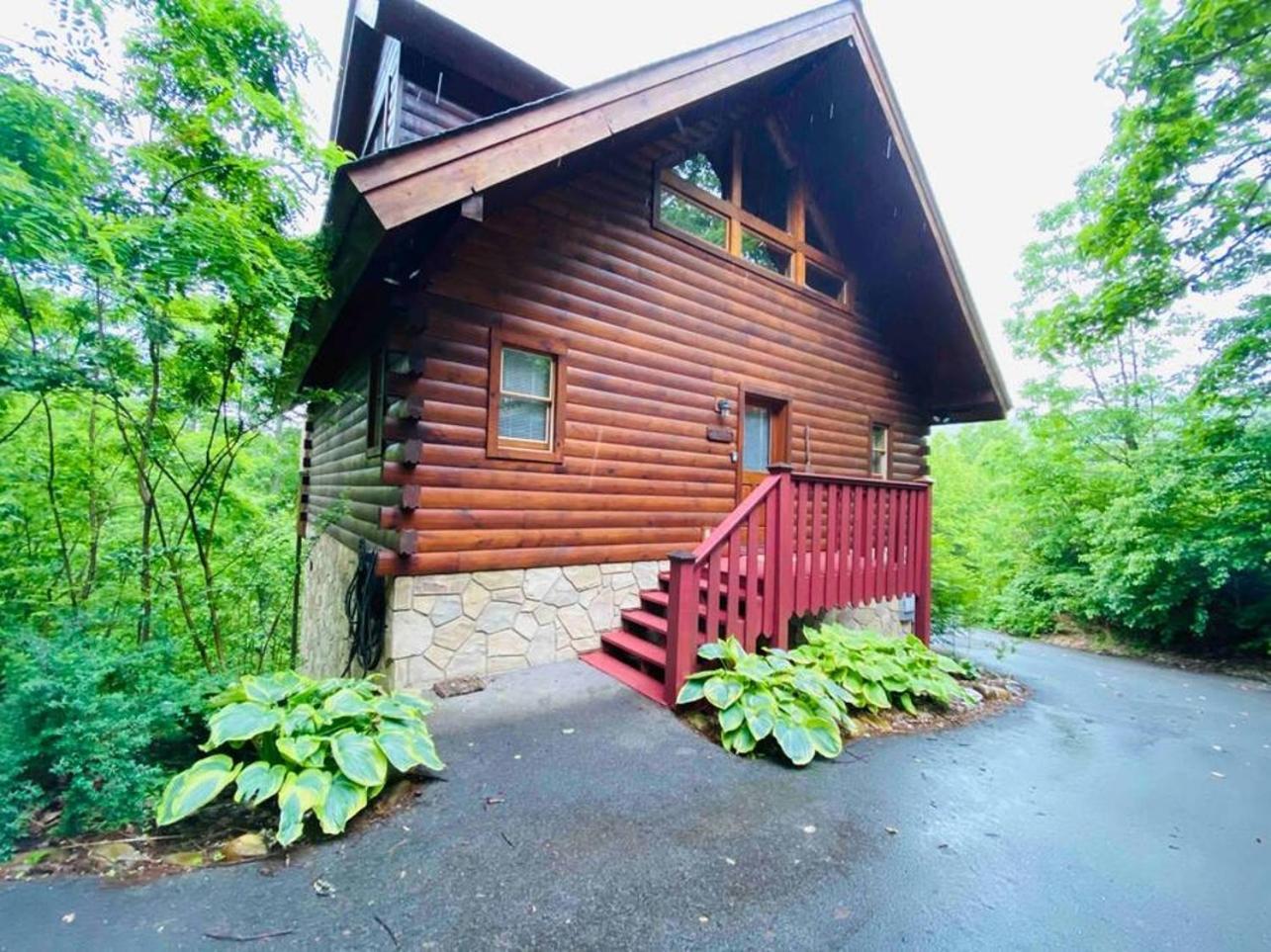 Romantic, Honeymoon Cabin In The Smokies! 개틀린버그 외부 사진